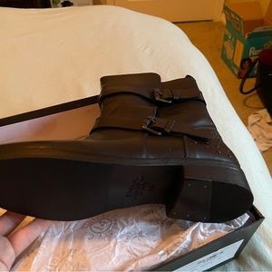 Vintage Foundry and Co Boots. Brand new size 9.5